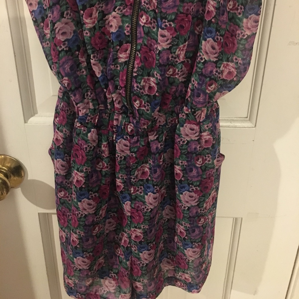 Floral romper - Picture 3 of 4